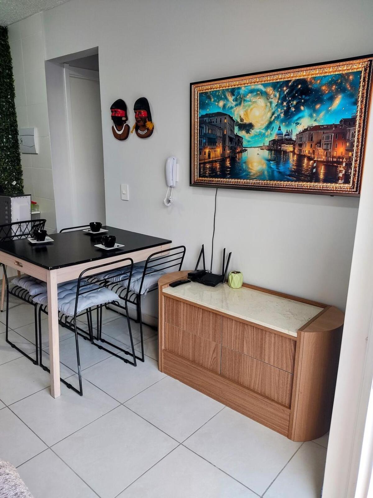 Ao Lado Do Expo Center Norte - Pari - Bras - Tiete Apartamento *